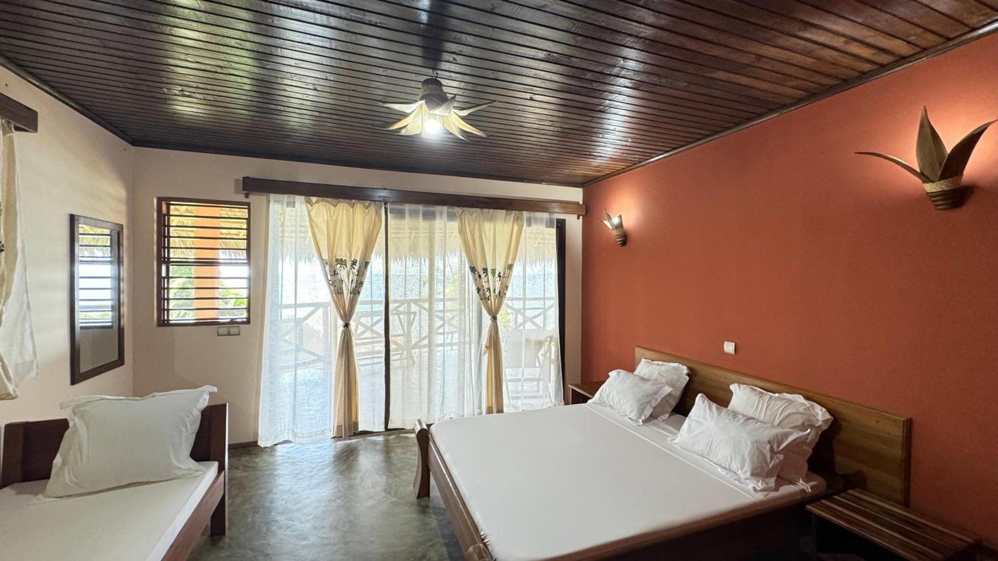 Veronika Resort Nosy Komba Exterior foto