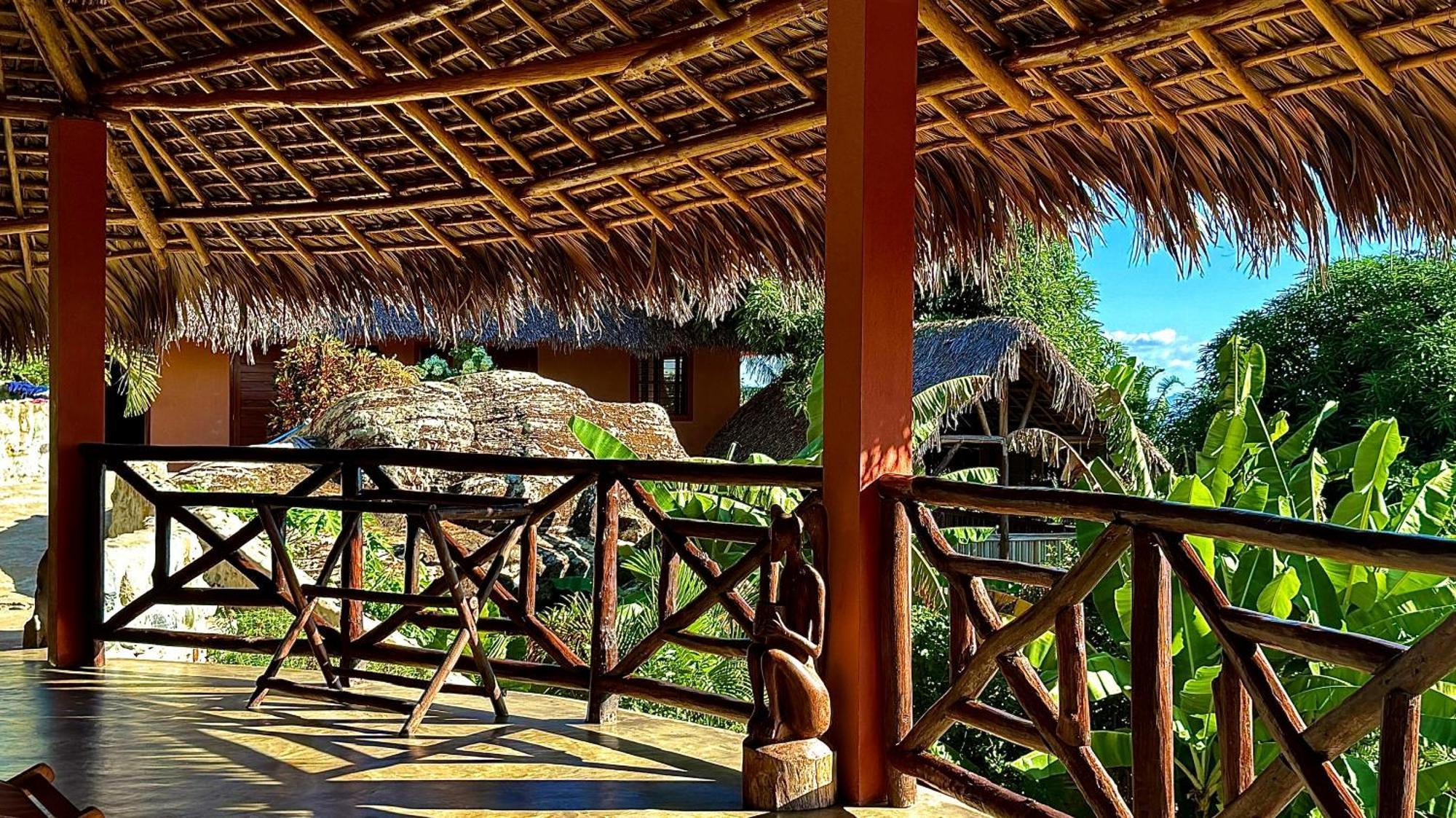 Veronika Resort Nosy Komba Exterior foto